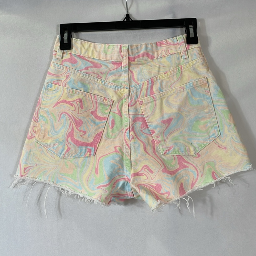 Zara Jean Shorts Size 2 NWOT Colorful Swirl Print Denim High Rise - Picture 2 of 11